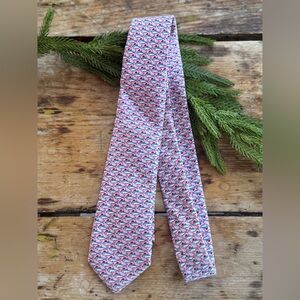 Vineyard Vines Sharks with Santa Hat Kids Tie
